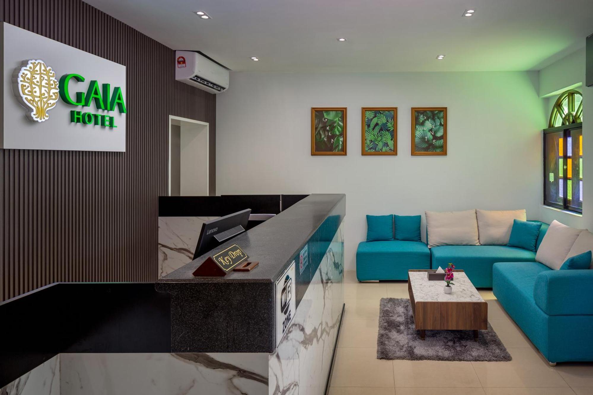 Gaia Hotel Tanjung Bungah  Buitenkant foto